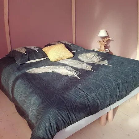 Luxury tent A L'aube Des Sens Bailly-le-Franc