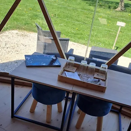 Kamp alanı A L'aube Des Sens Bailly-le-Franc