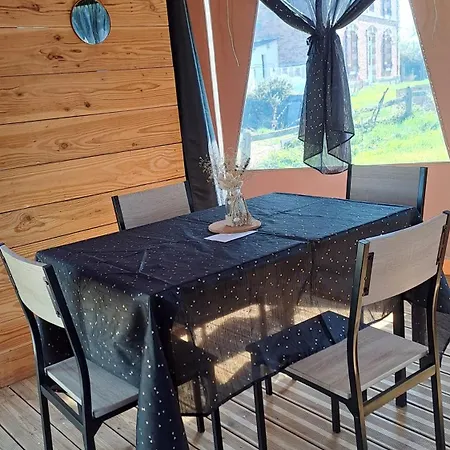 Kamp alanı A L'aube Des Sens