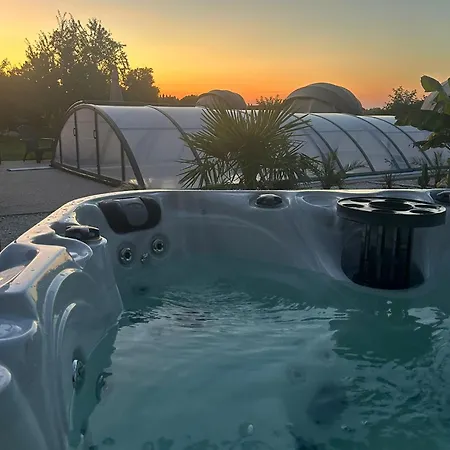 A L'aube Des Sens Bailly-le-Franc