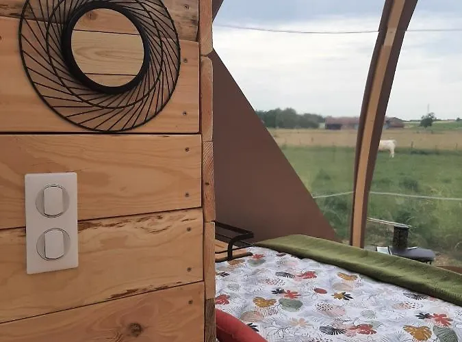 A L'aube Des Sens Campsite